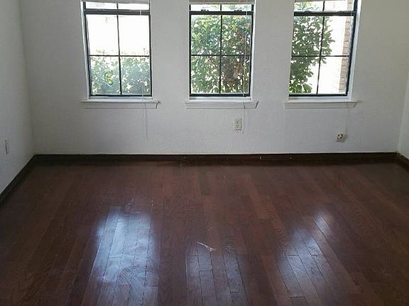 4th image of 10921 Loma De Color Dr