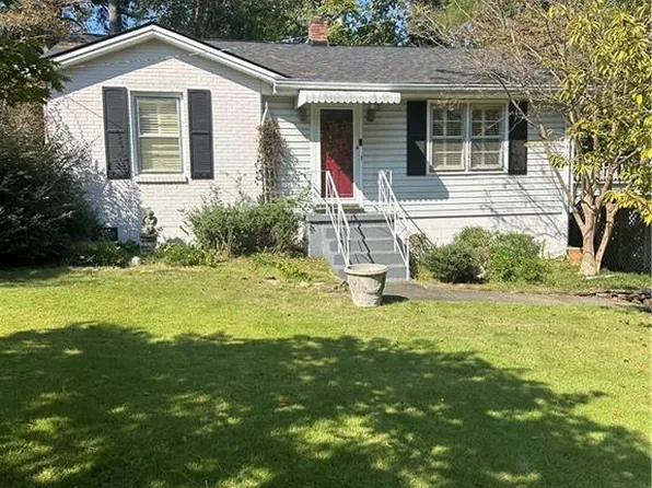 881 McLinden Ave SE, Smyrna, GA 30080