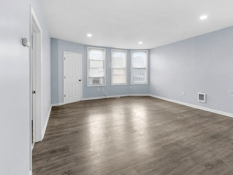 100 Haledon Ave #2-F — Photo 5