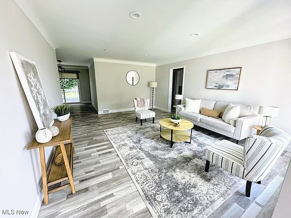 3rd image of 1589 Mallard Dr