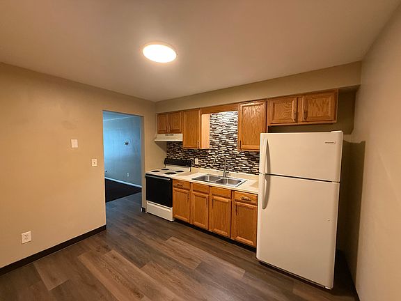 4th image of 1125 N Highland Ave #5