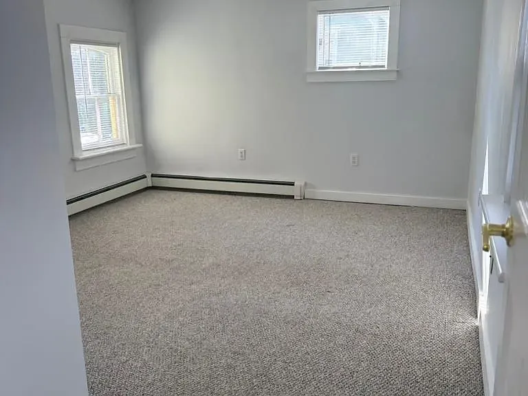 43 Barton St — Photo 11