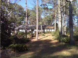 1850 Eastover Dr, Jackson, MS