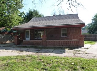2272 S Hydraulic Ave, Wichita, KS 67211