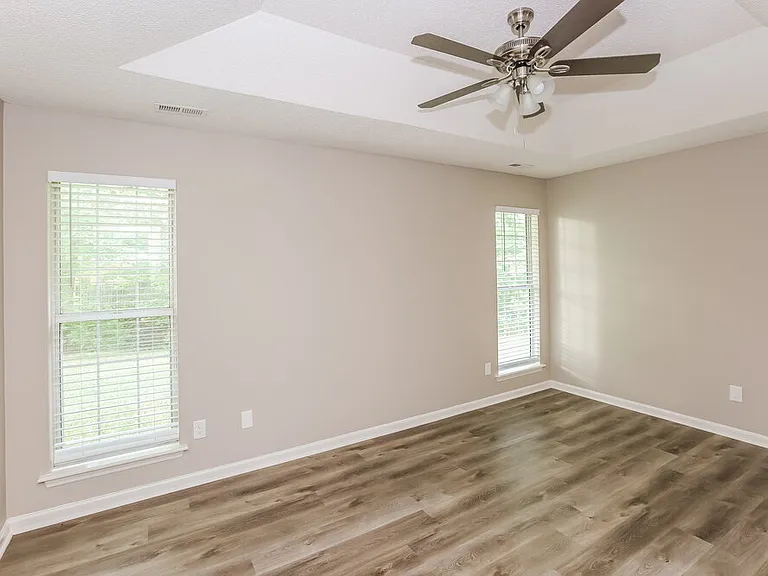 4006 Brookforest Ln — Photo 10