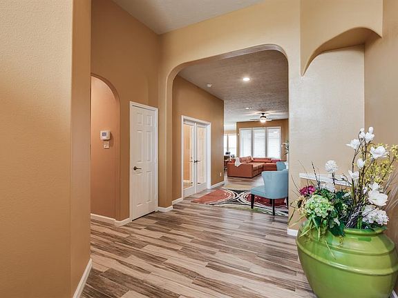 5th image of 3223 Sunflower Dr