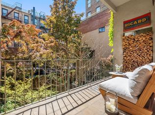 228 W 21st St #2, New York, NY 10011