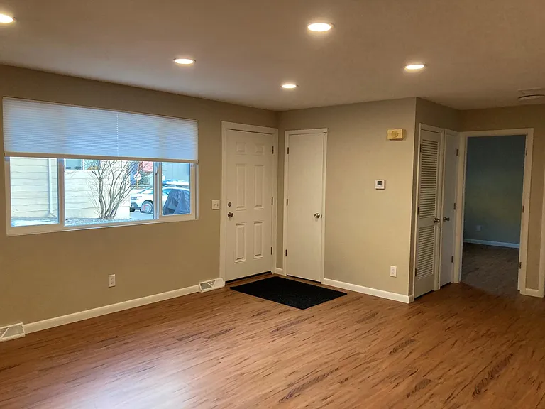 2325 Virginia St #3 — Photo 2
