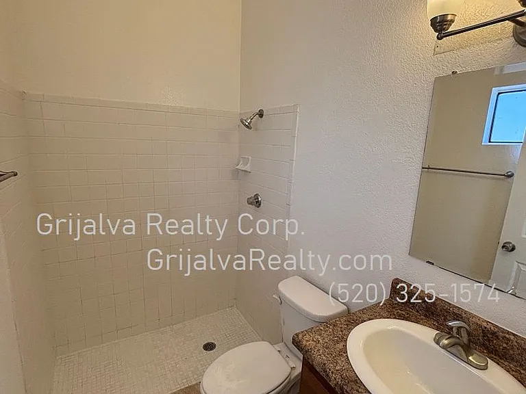2620 Alturas — Photo 8
