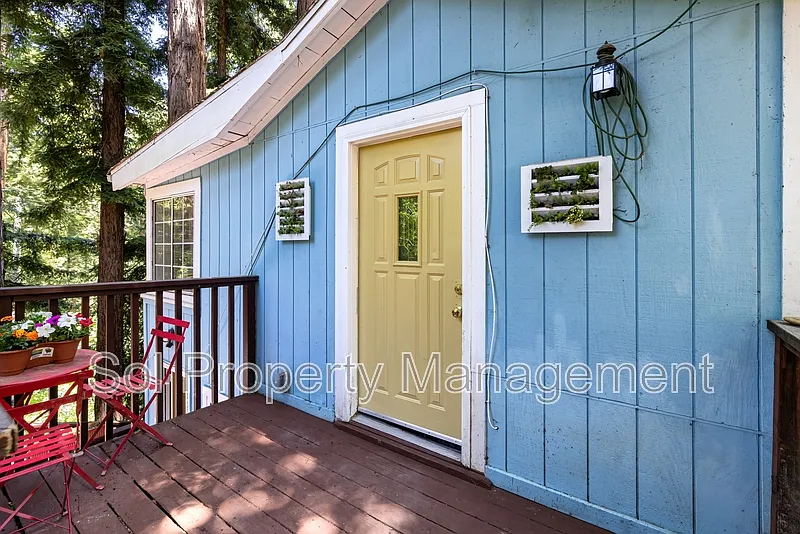 2 bed, 2.0 bath, 616 sqft, $2,750 — Photo 2