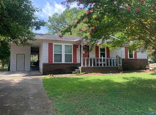305 Beard St SW, Decatur, AL 35601