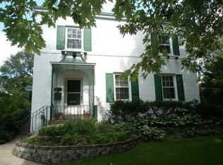 29 Roselawn St, Hammond, IN 46324