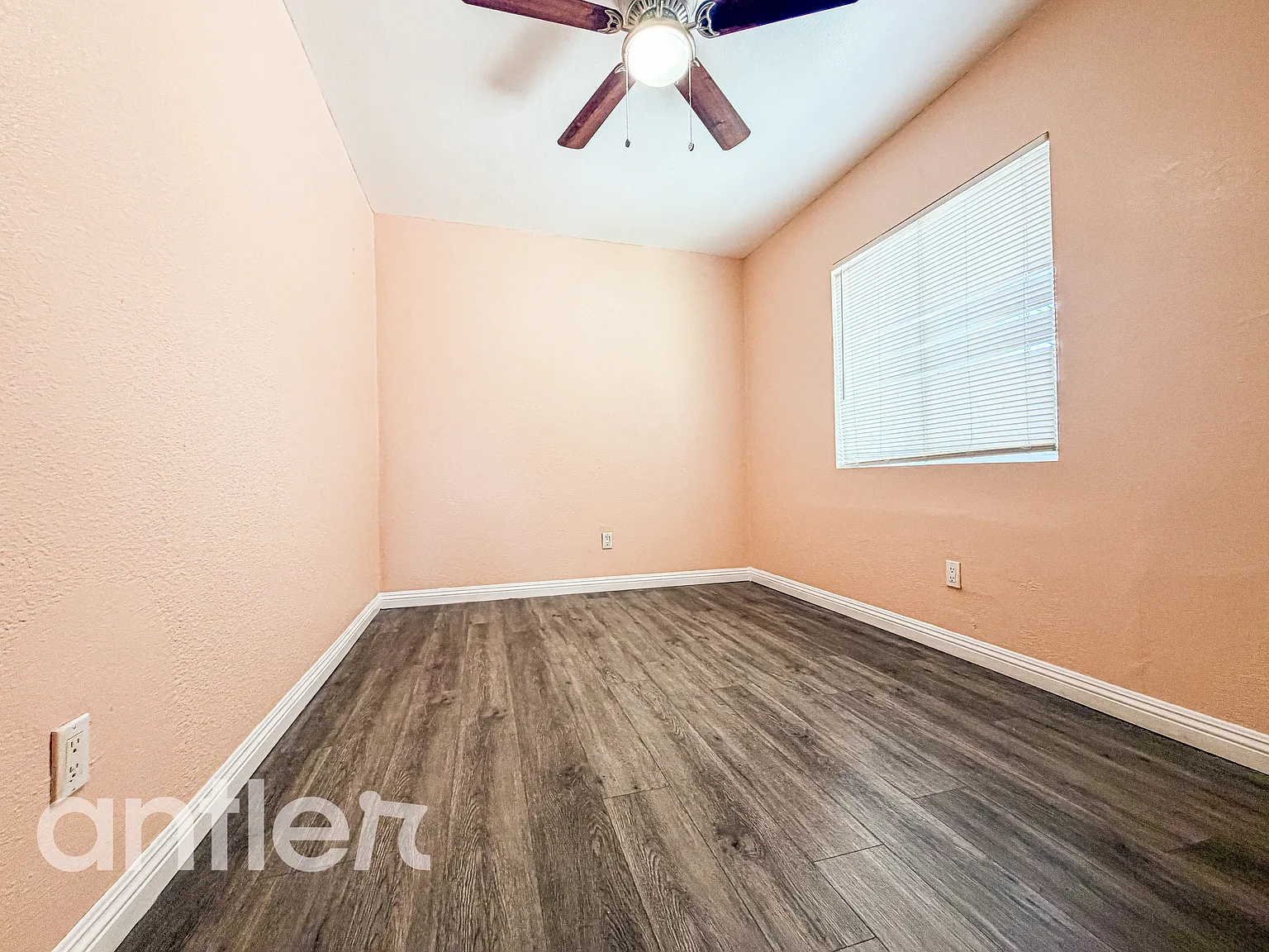 4 bed, $3,400 — Photo 3
