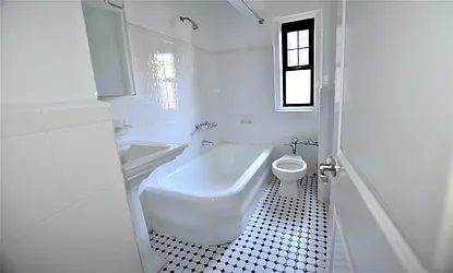 Rented by Manhattan Realty Group