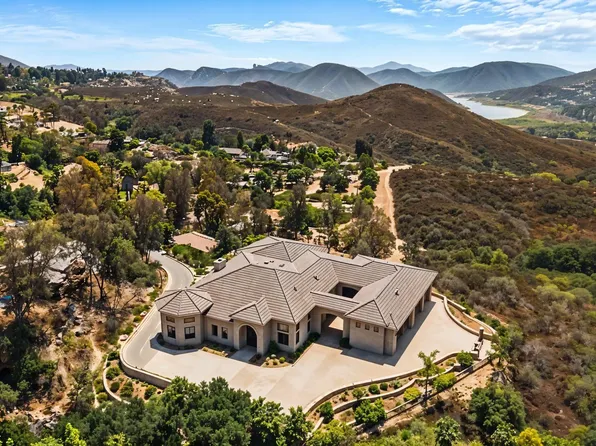 1974 Quail Glen Rd #238-440-00, Escondido, CA 92029