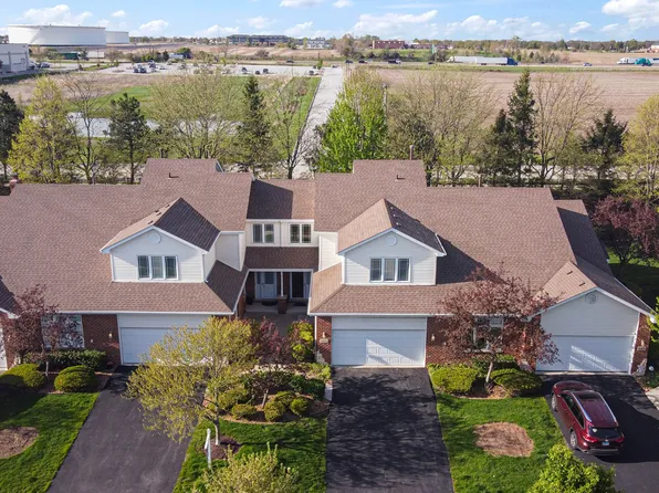 10802 Canterbury Dr, Mokena, IL 60448