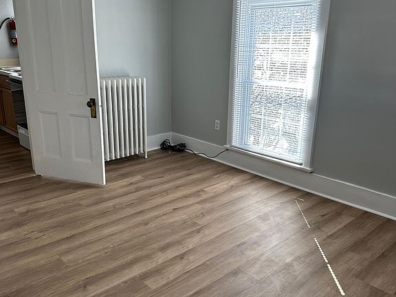 2nd image of 52 Cayuga St #1