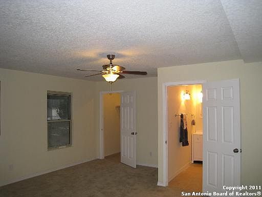 5th image of 411 S AERO AVE