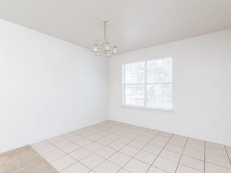 5009 John David Dr #A — Photo 6