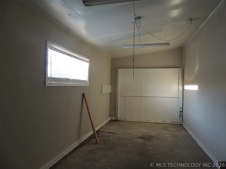 6552 E 27th Pl — Photo 13