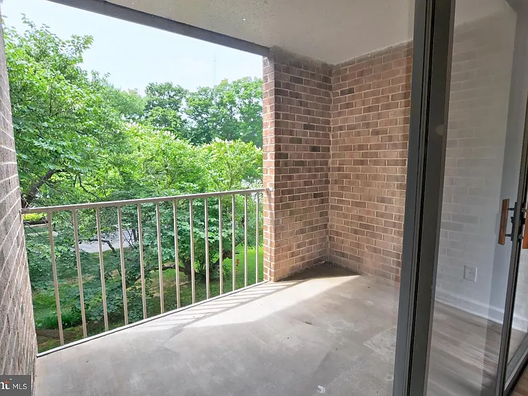 1580 Moorings Dr #11B — Photo 6