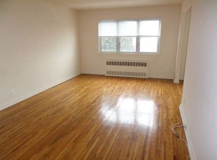 2115 30th Rd FL 3, Astoria, NY 11102