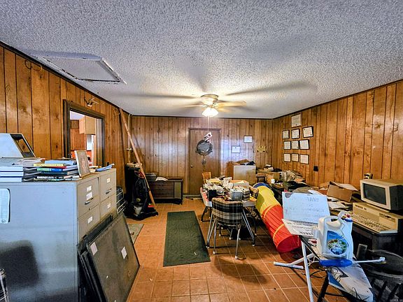 2nd image of 10808 Shepherd Hill Rd