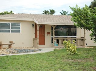 1025 SE 14th St, Deerfield Beach, FL 33441