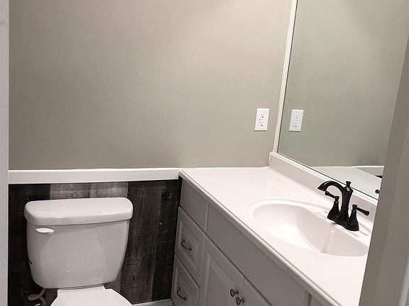 4th image of 2709 N Kaster Ct #2
