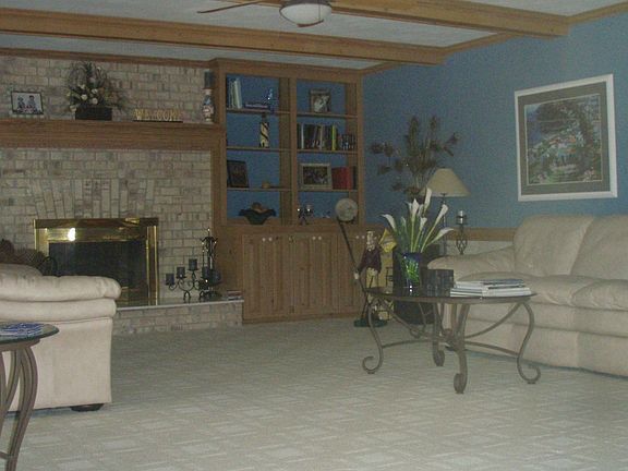 4th image of 1705 Jermyn Ln