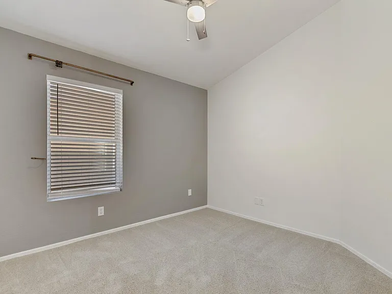 5912 S Brittany Ln — Photo 15
