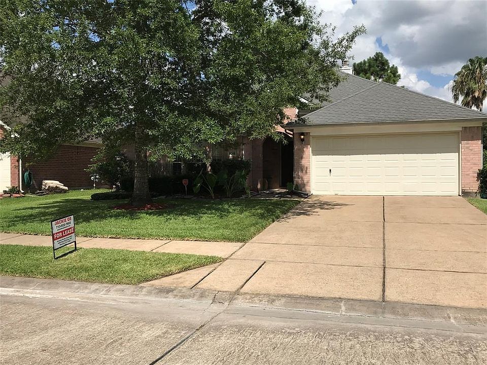 2nd image of 3015 Davey Oaks