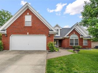 4225 Silver Glade Trl, Sellersburg, IN 47172