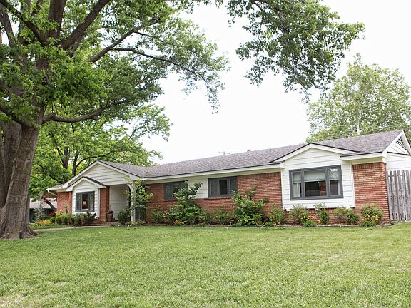 4 Bedrooms Plus a Bonus Room, 3 Full Baths, Large Outdoor Patio and Pool