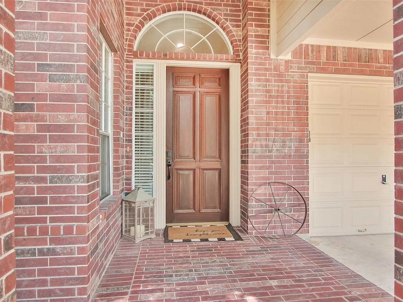 4 bed, 3.0 bath, 3106 sqft, $2,975 — Photo 4