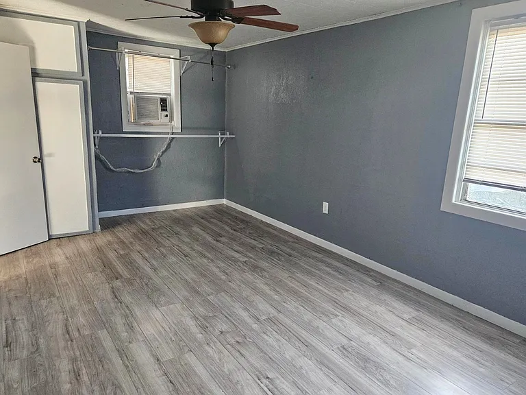 8215 Stoner Rd #840 — Photo 9