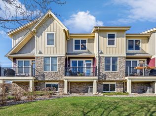 10733 Falling Water Ln Unit B, Woodbury, MN 55129