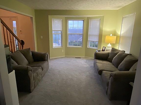 3rd image of 3081 Robina Ln