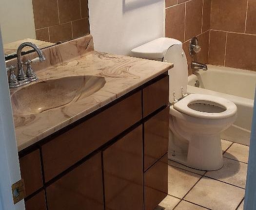 5th image of 1917 Amy Sue Dr APT D