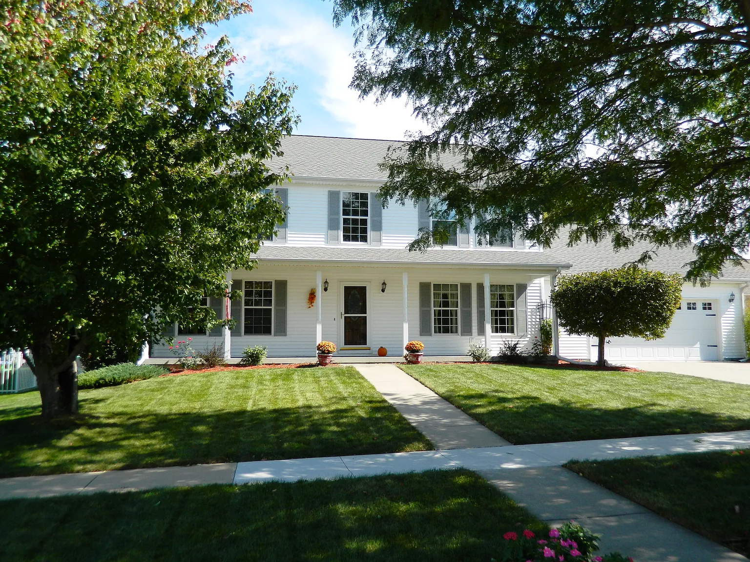 406 Aspen Ct photo 1