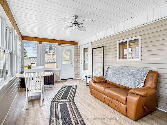 5th image of 18 George St