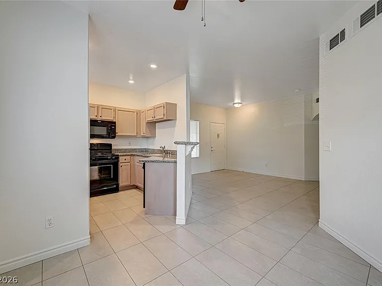 9000 Las Vegas Blvd S #1008 — Photo 14