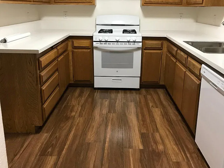 5-1625 E Elizabeth St #5 — Photo 6