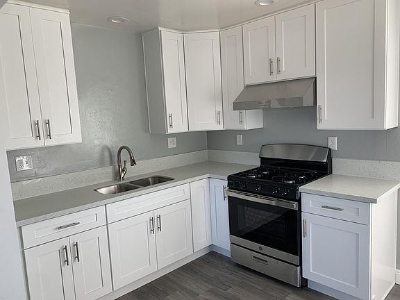 2nd image of 16419 S Saint Andrews Pl APT C