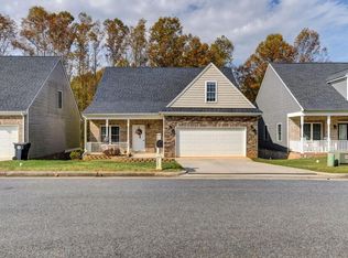 1196 Crest Ridge Dr, Bedford, VA 24523
