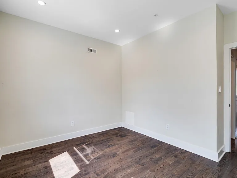 1318 N Palethorp St — Photo 10