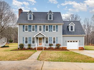 205 Fox Hollow Dr, Clayton, NC 27527