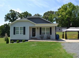 130 Brandy Ln, Stokesdale, NC 27025