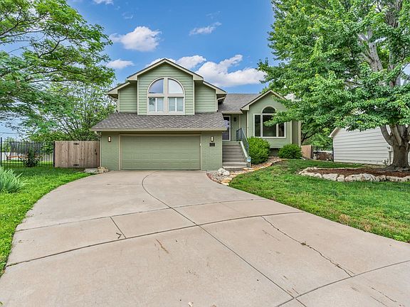 2nd image of 2723 N Dublin Ct