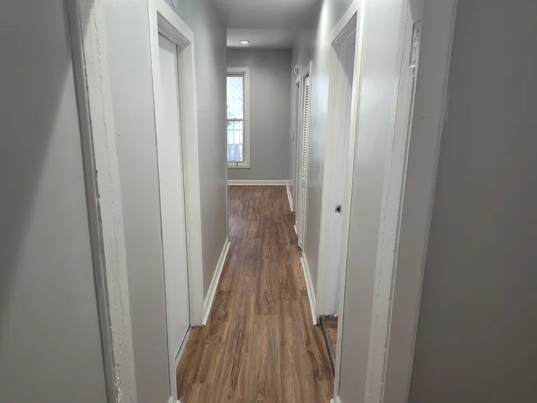 4557 S Wabash Ave #1 — Photo 5